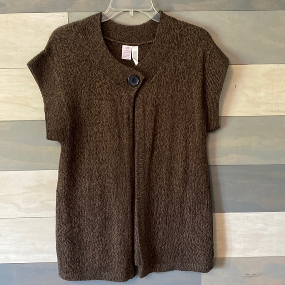 Bobbie Brooks medium cap sleeve one button sweater vest. Black and brown tweed. - Picture 1 of 4